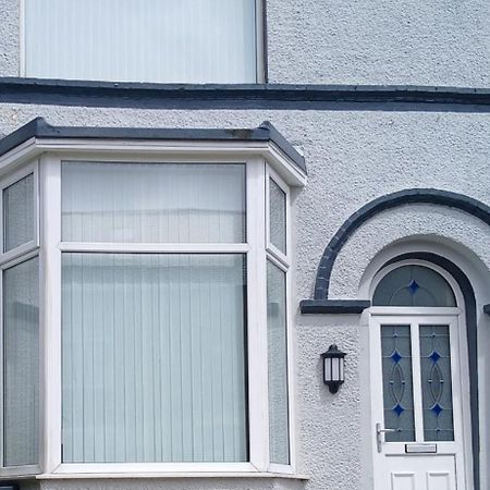 The White House Apartment Barrow-in-Furness ภายนอก รูปภาพ