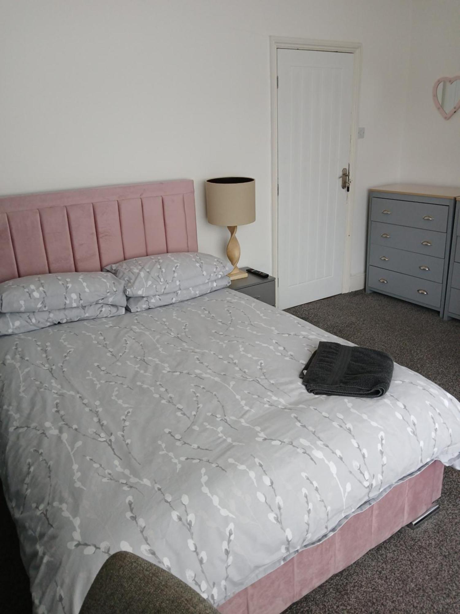 The White House Apartment Barrow-in-Furness ภายนอก รูปภาพ